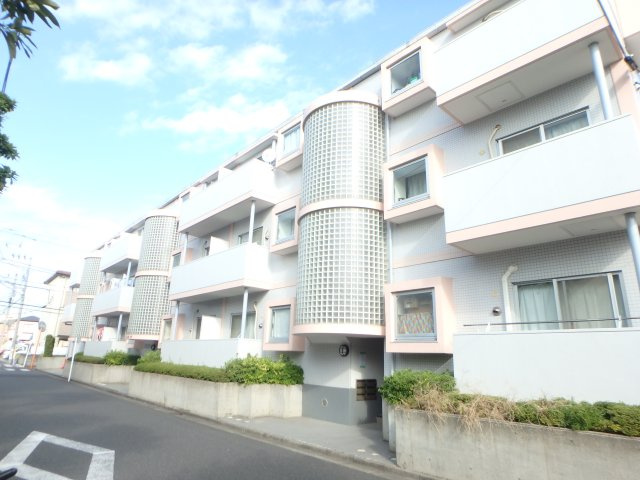 ジェミネスの外観