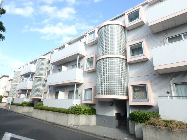 ジェミネスの外観|内装リノヴェーションで室内キレイ♪
