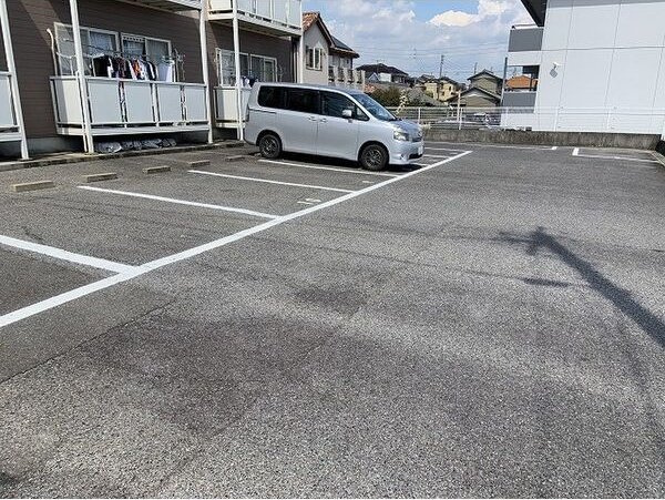 Surplus　Three　平和　　刈谷市の賃貸ならクラスホーム刈谷店の駐車場