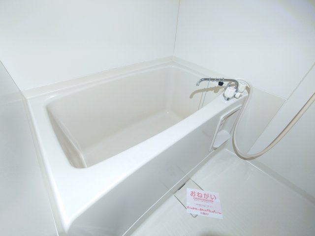 グリーンリッチヒルズＤの浴室