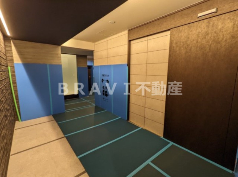 アーバネックス大阪城北 BRAVI不動産のロビー|【アーバネックス大阪城北】豪華なロビー