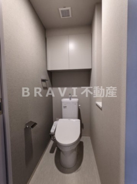 アーバネックス大阪城北 BRAVI不動産のトイレ|【アーバネックス大阪城北】清潔感のあるトイレ