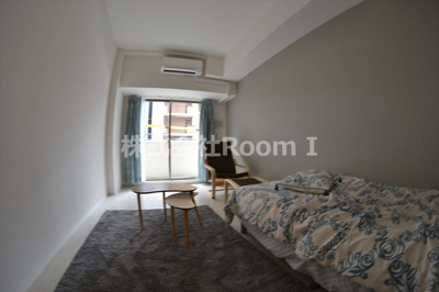 【洋室】 | ＳＥＲＥＮＩＴＥ堺筋本町ＳＵＤ | 落ち着いた色調の洋室です