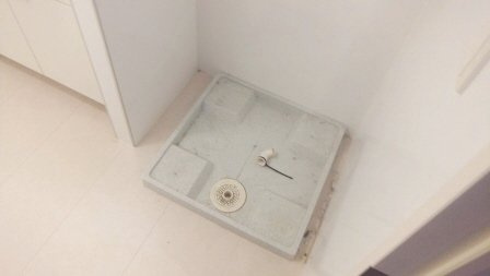 プレジャーの洗面所|室内洗濯機置場あります