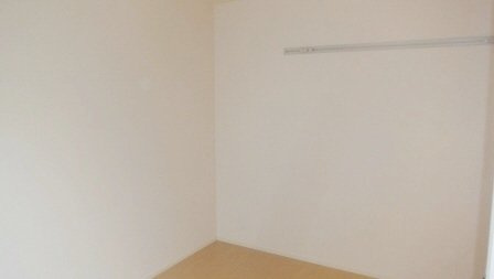 プレジャーの居間・リビング|ピクチャーレール付き