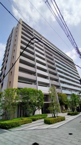 シャリエ鶴見緑地エルグレースの外観|☆ペット飼育可能！家族と一緒に暮らせます♪
☆オール電化・浴室暖房乾燥機付
☆ワイドタイプの19.2帖の広々としたLDK