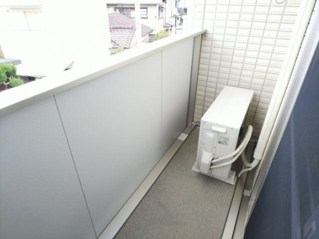 サニーコートB棟のバルコニー