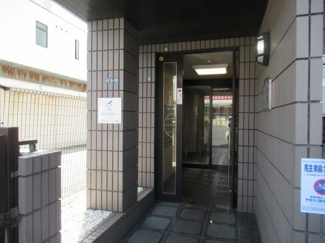 【エントランス】 | 建物の内部です