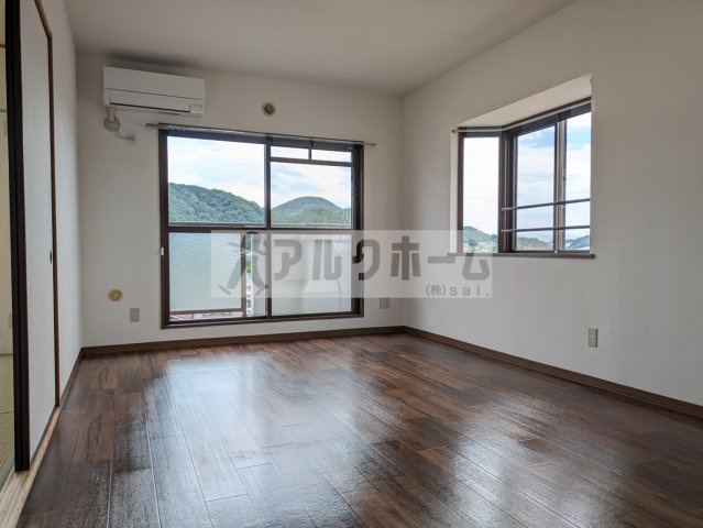 ビューテラスミウラの居間・リビング|ビューテラスミウラ