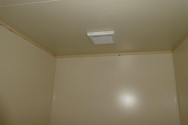 ファミーユスィスの浴室|浴室換気扇