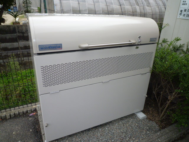 ファミーユスィスのその他共用部分|敷地内ゴミＳＴ・当番なし。