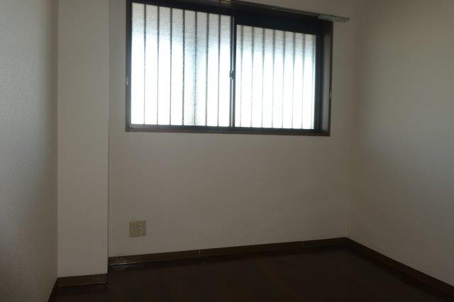 ファミーユスィスの寝室|洋室