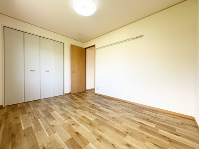 【洋室】 | Ocean Court 1