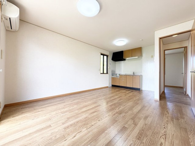 【居間・リビング】 | Ocean Court 1