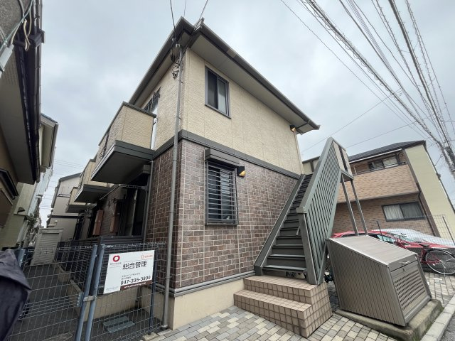 カルミアエステートの外観