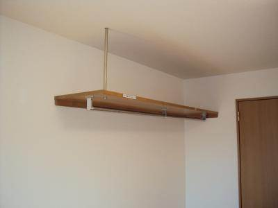 セレーノ御前蛸薬師の収納|吊り収納