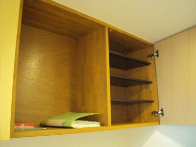 セレーノ御前蛸薬師の設備|玄関横上部に下駄箱と物置