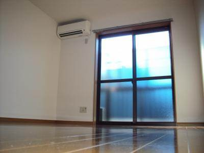 セレーノ御前蛸薬師の居間・リビング|室内