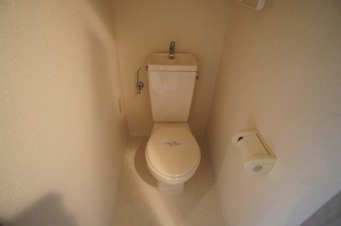 【トイレ】 | クレセントヒル | 清潔感のあるトイレです