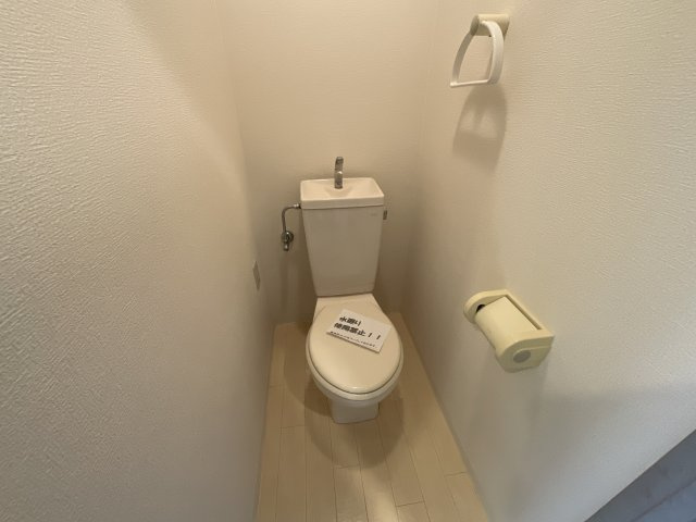 【トイレ】 | クレセントヒル | 清潔感のあるトイレです