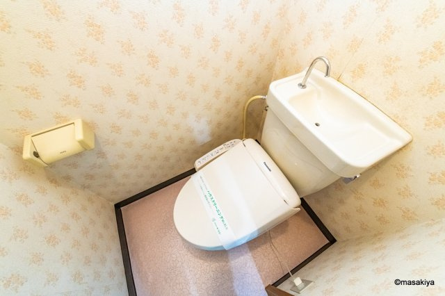 サンシティハイツのトイレ|トイレ　ウォシュレット付き。