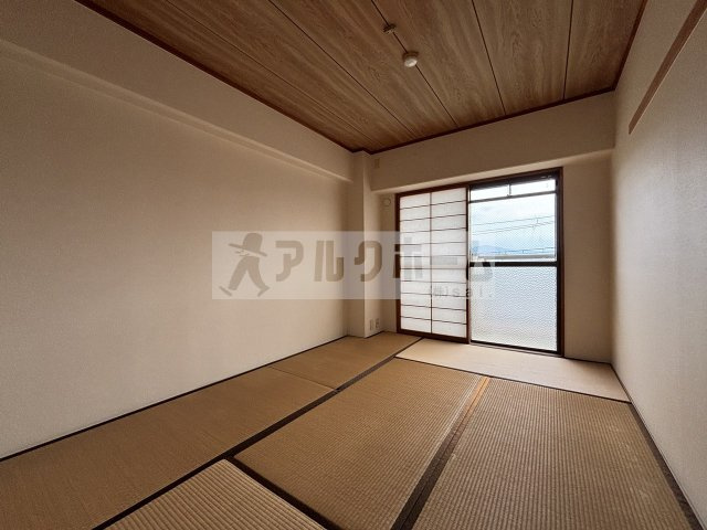 グランドール法善寺の和室|グランドール法善寺　洋室
