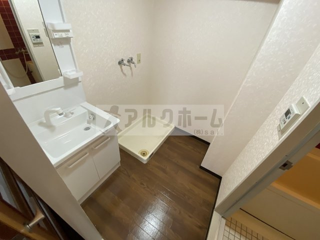 グランドール法善寺の洗面所|グランドール法善寺　洗面所　脱衣所