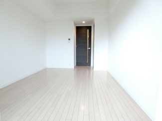 【洋室】 | サムティ神戸BENIR | きれいな洋室です