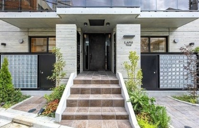 【エントランス】 | LAPiS代々木 | コムハウジングにおまかせください！０３－３３７６－４６９４