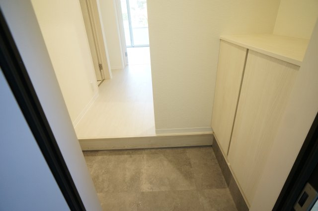 【玄関】 | プルミエール神戸