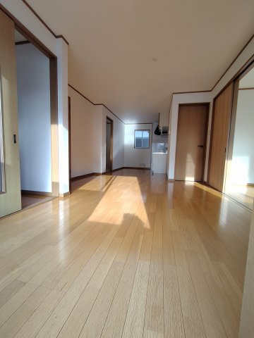 【居間・リビング】 | セントレアハイツナカムラ | イメージ写真