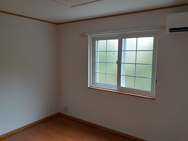 フォーリーフCの洋室