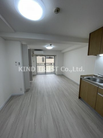 ローズコーポ天満東の居間・リビング|使いやすいリビングです