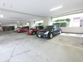 【駐車場】 | 機械式駐車場・平置駐車場です。