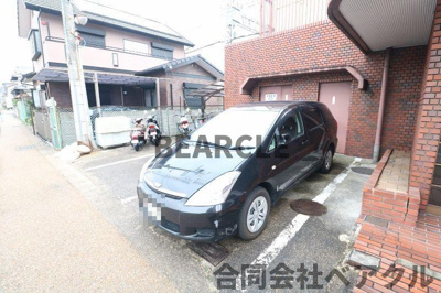 【駐車場】 | ビラ・アペックス京都竹田 | 駐車場があります