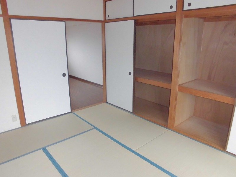 熊本市南区江越１丁目の賃貸マンションの内装