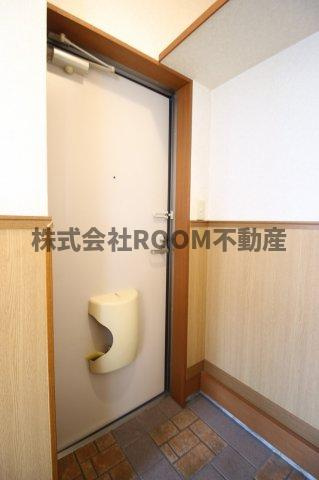 アイティー広原の玄関|収納もある玄関です