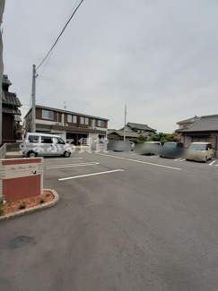 【駐車場】