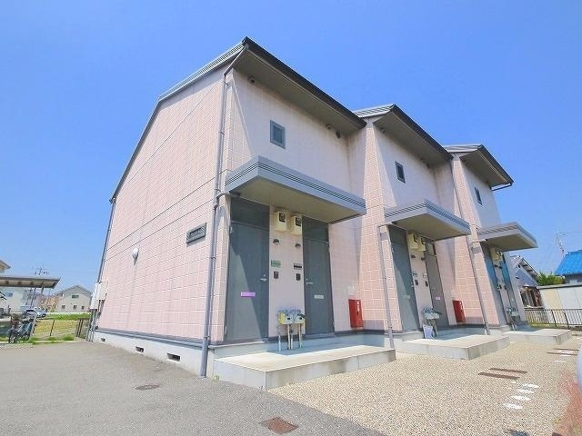 アネックス中山の外観