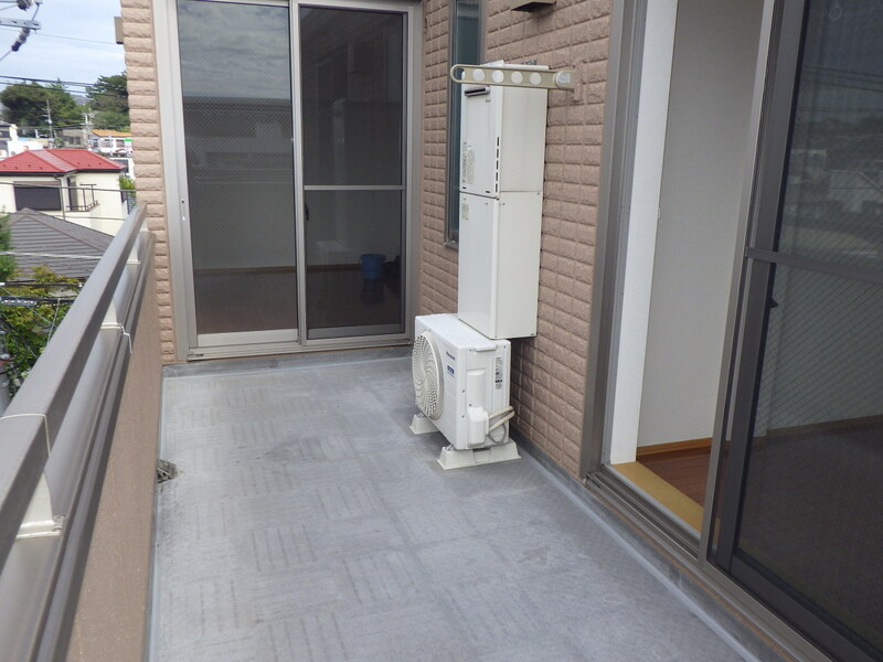 ヒルサイドレジデンスのバルコニー