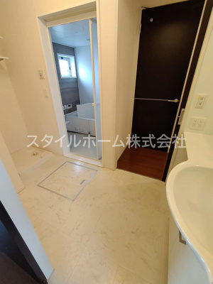 【玄関】 | プレミアムウィットB棟