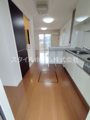 【居間・リビング】 | プレミアムウィットB棟