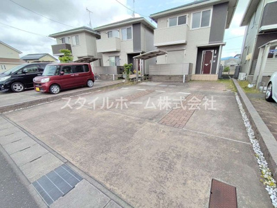 【駐車場】 | プレミアムウィットB棟