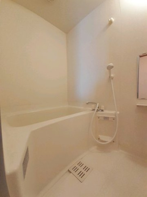 【浴室】 | カーサグランデ片山 | ゆったり過ごせるお風呂です
