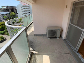 【バルコニー】