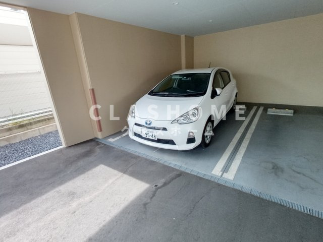 エルグランデ刈谷セントラルコートの駐車場