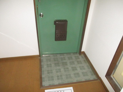 【玄関】 | マルタマハイツ