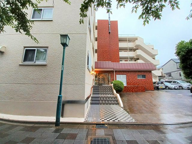 シャトー富士の外観