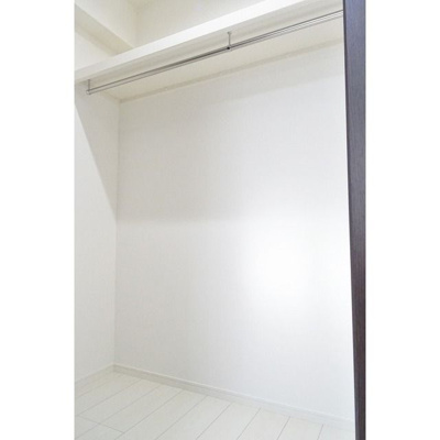 【収納】 | LIBTH箱崎 | 別号室の写真になります。現況優先。