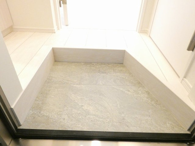 【玄関】 | ハーモニーテラス松葉町V